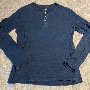 GAP long sleeve henley indigo wash